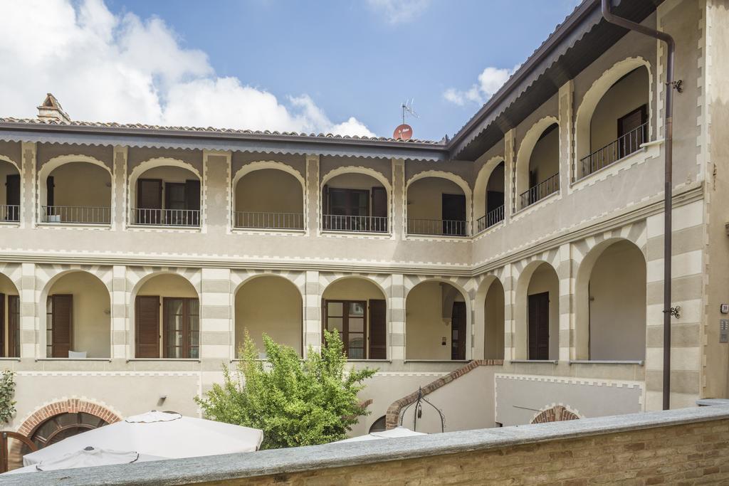 Le Torri - Castiglione Falletto Exterior foto